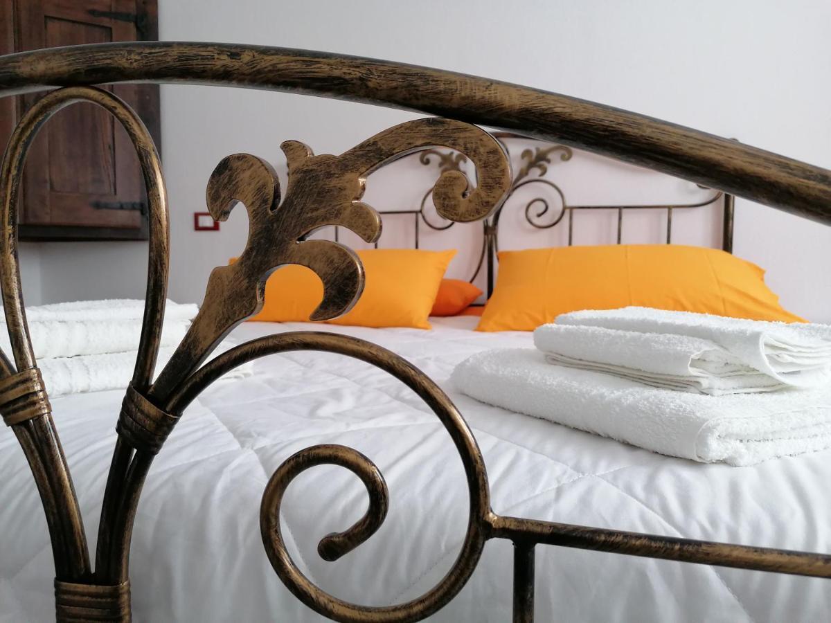 Deiana Bed & Breakfast Santu Lussurgiu Exterior photo