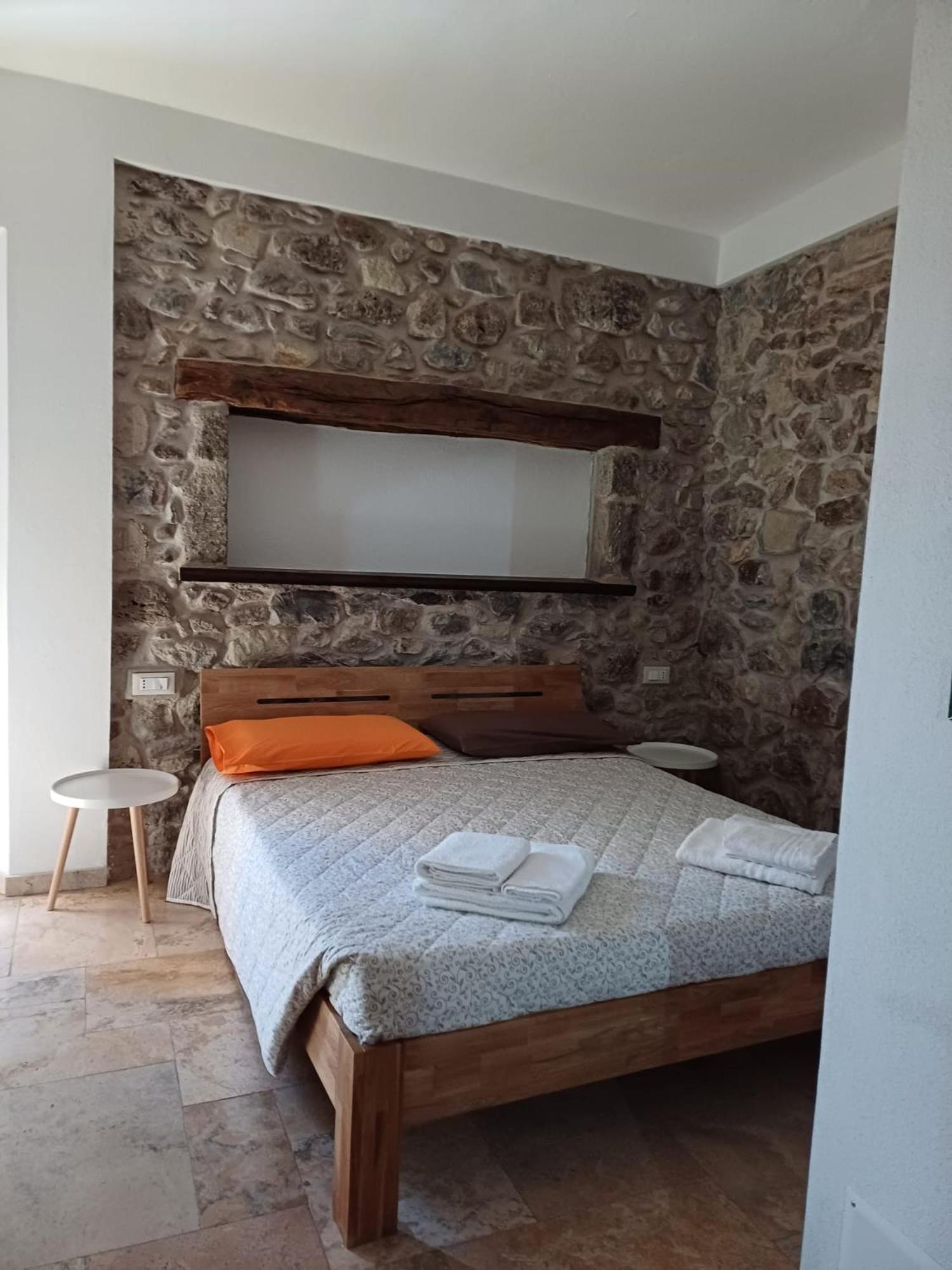 Deiana Bed & Breakfast Santu Lussurgiu Exterior photo